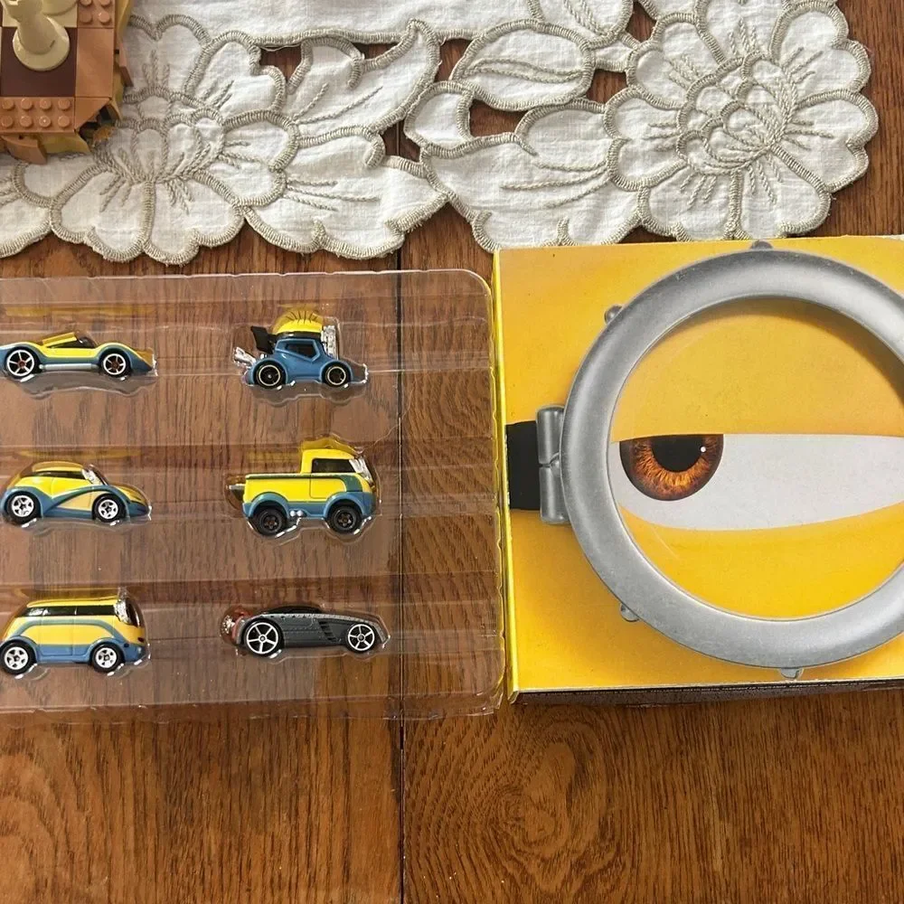 Hot Wheels fun minion